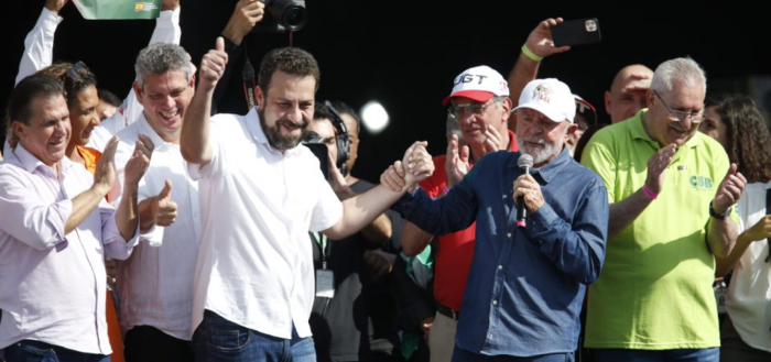Justiça eleitoral ordena que Lula e YouTube removam vídeo em que o presidente pede voto a Boulos