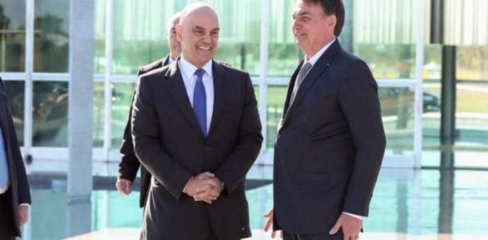 Após ataques ao STF, Bolsonaro e Alexandre de Moraes marcam encontro
