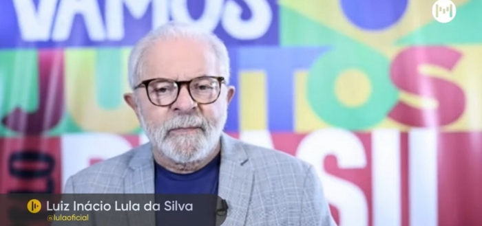 Em entrevista, Lula chama Moro de 