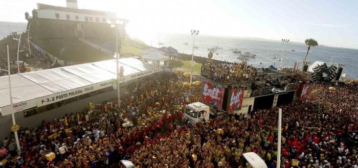 Prefeito anuncia que Carnaval de 2023 permanece na Barra