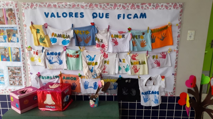 Cor e criatividade marcam exibição de atividades apresentadas na “Mostra de Práticas Exitosas” da Educação Infantil da rede municipal de Juazeiro
