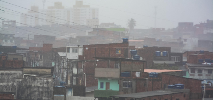 Com chuvas intensas, Salvador tem aumento de quase 400% em deslizamentos e alagamentos