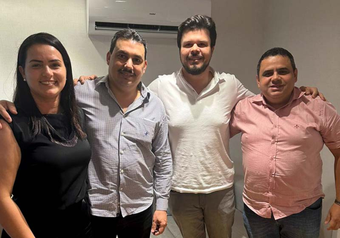 Fernando Filho e Antonio Coelho articulam com políticos do interior de Pernambuco estratégias para as próximas eleições municipais