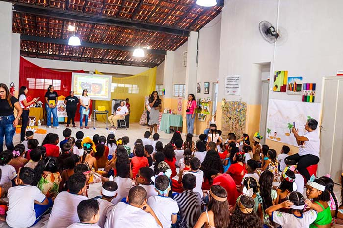 Escolas municipais de Juazeiro iniciam projetos que estimulam habilidades de leitura e escrita dos estudantes